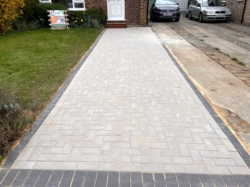 Cotswolds Paving Driveway